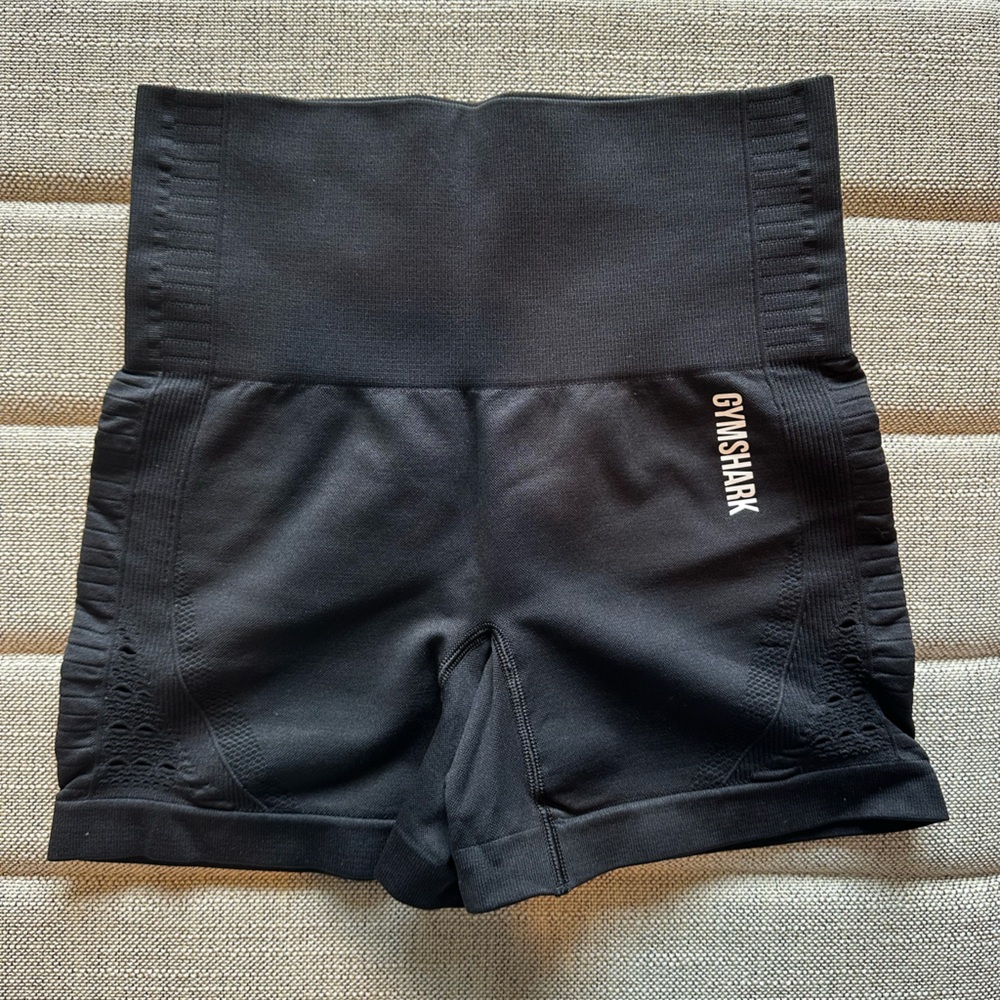 Black Gymshark biker short S